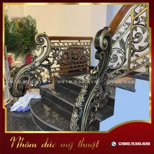 Cầu thang nhôm đúc CT-12